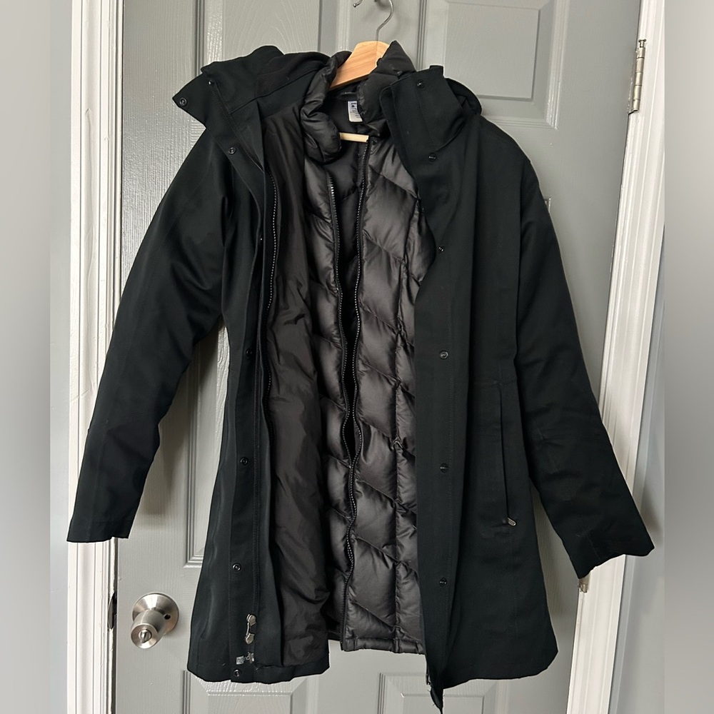 Patagonia Tres 3-in-1 parka, puffer, and rain jacket/shell small black